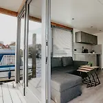 Harbour At Uitgeestermeer View Bådhotel 3*