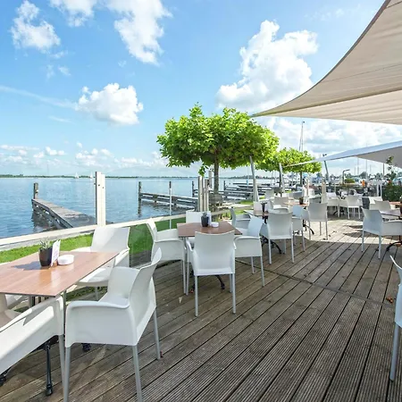 船上ホテル Harbour At Uitgeestermeer View