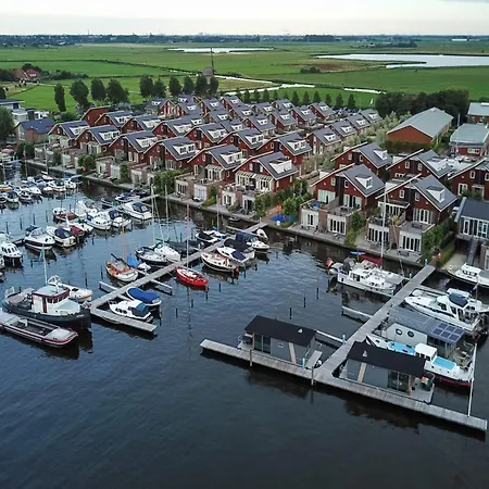 Modern Houseboat With Air Conditioning Located In Marina Uitgeest