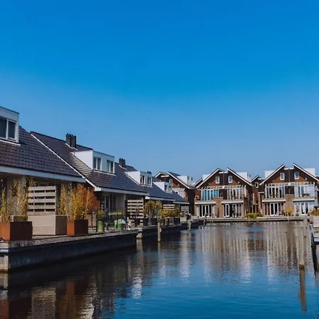 Modern Houseboat With Air Conditioning Located In Marina Uitgeest