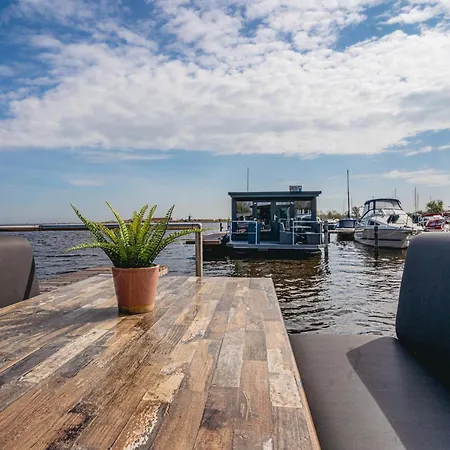 Harbour At Uitgeestermeer View ספינת מלון 3*