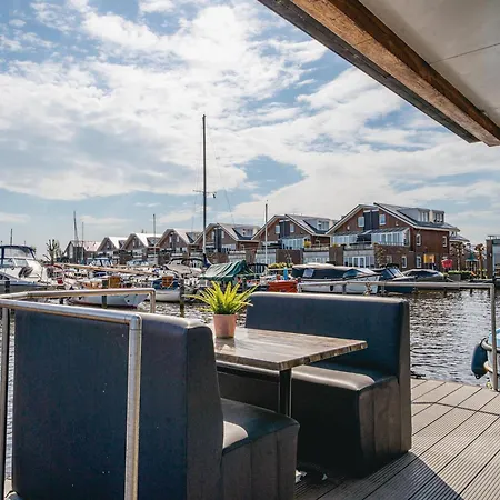 Hotel na wodzie Harbour At Uitgeestermeer View 3*