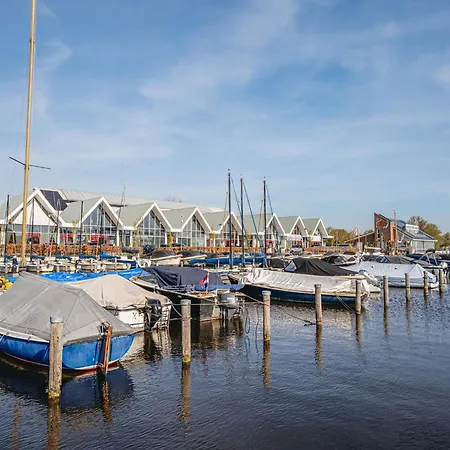Hotel na wodzie Harbour At Uitgeestermeer View 3*