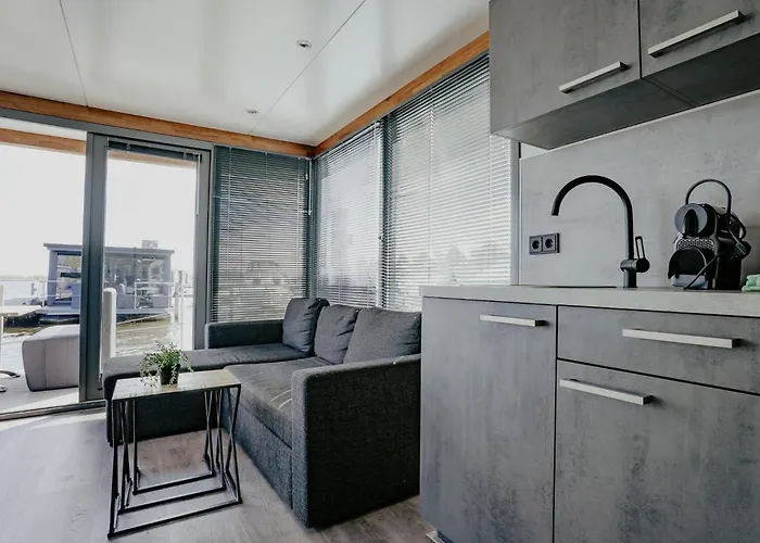 Harbour At Uitgeestermeer View 3*